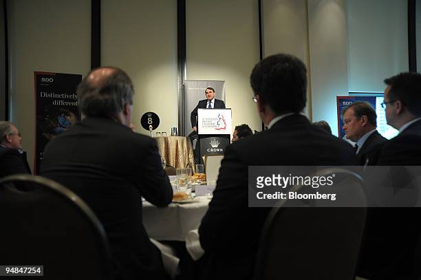 Paul Skinner, Rio Tinto Group chairman, center, speaks during an Australian British Chamber of Commerce luncheon in Melbourne, Australia, on Monday,...