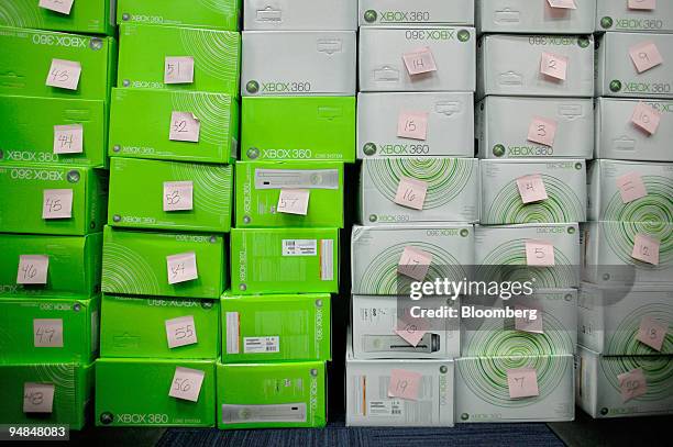 Console Games Stack 172 Pile Of Video Game Consoles Stock Photos, High-Res Pictures, and ...