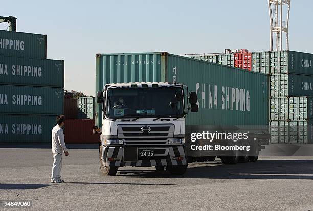 Japanese Container Line 229 China Shipping Container Lines Co Stock Photos, High-Res Pictures ...