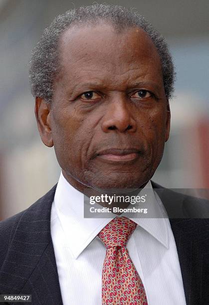 Former Disney director Sidney Poitier enters the Delaware Court of Chancery at the Disney vs. Ovitz trial in Georgetown, Del., Tuesday, December. 7,...