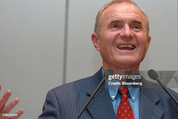 Issing Issing Photos and Premium High Res Pictures - Getty Images
