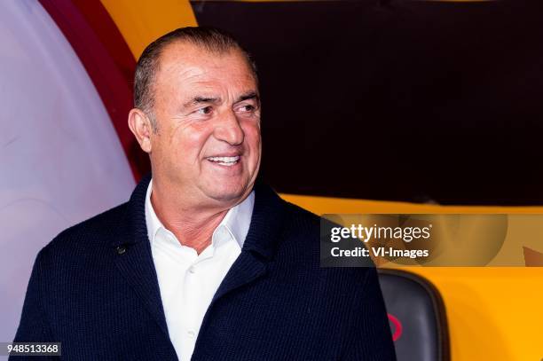 Coach Fatih Terim of Galatasaray SK during the Ziraat Turkish Cup match Fenerbahce AS and Akhisar Belediyespor at the Sukru Saracoglu Stadium on...