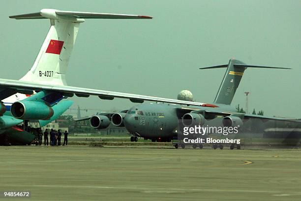 The "Spirit of Kamehameha" C-17 Globemaster aircraft with relief supplies donated by the U.S. Govermenment arrives at the airport in Chengdu, Sichuan...