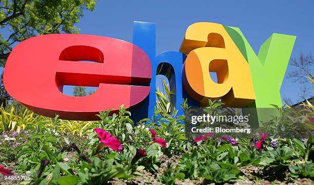 Led Ebay Sign 182 Sign In Ebay Stock Photos, High-Res Pictures, and Images - Getty Images
