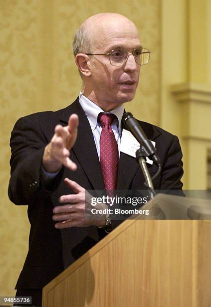 Alan Blinder, of Princeton University, former Federal Reserve Governor, gestures while speaking on a panel discussion "Transition from Academic to...