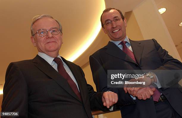 102 Sir Robert Wilson Stock Photos, High-Res Pictures, and Images ...