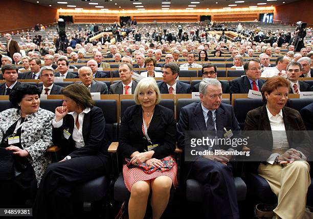 Volkswagen AG shareholders wait for the beginning of the company's annual general meeting in Hamburg, Germany, on Thursday, April 24, 2008....