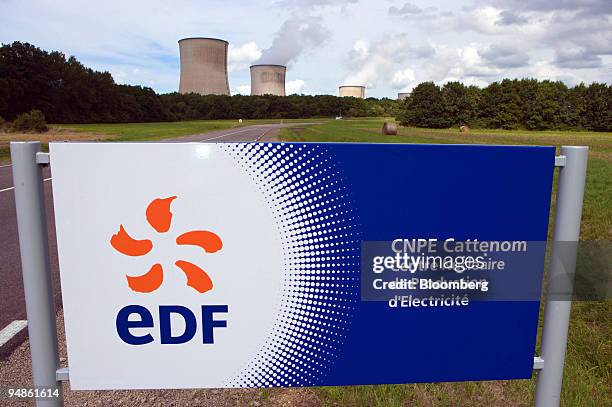 The Electricite de France, or EDF, Cattenom nuclear power plant operates near Cattenom, France, on Thursday, Aug. 14, 2008. Electricite de France SA...