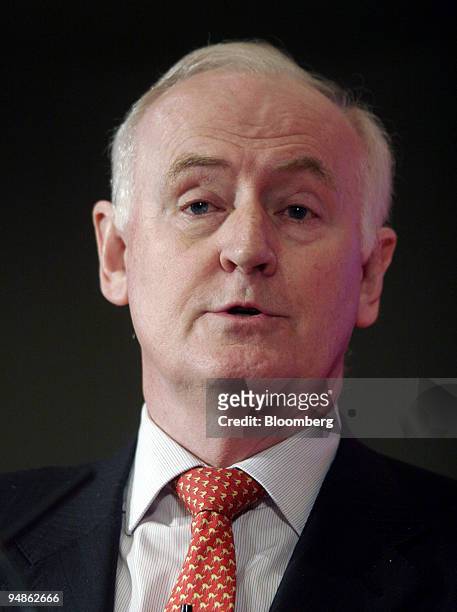 Mike Parker chief executive officer BNFL, speaks during a signing ceremony in London, Monday, February 6, 2006. Toshiba Corp., Japan's largest maker...