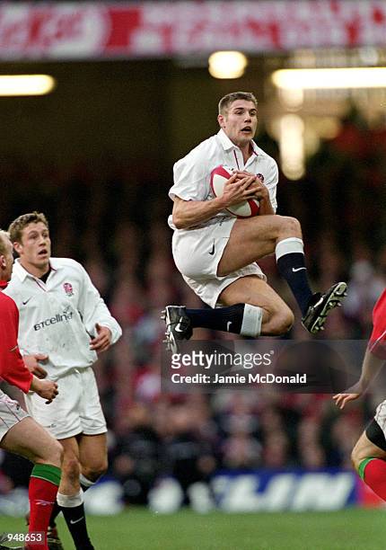Ben Cohen of England catches the ball during the Lloyds TSB Six Nations Championship 2001 match against Wales played at the Millennium Stadium, in...