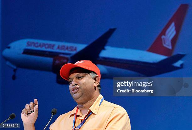 Tony Fernandes, chief executive officer of AirAsia Bhd., speaks during the Amadeus Global Airline forum in Bangkok, Thailand, on Thursday, April 3,...