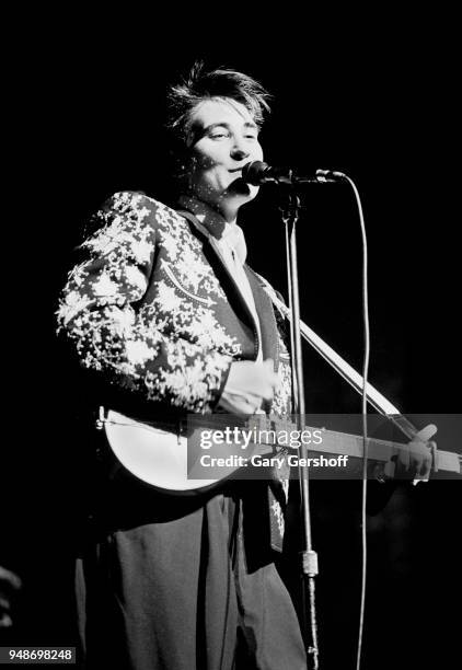 Canadian Pop and Country musician kd lang performs onstage at the Beacon Theatre, New York, New York, August 11, 1989.