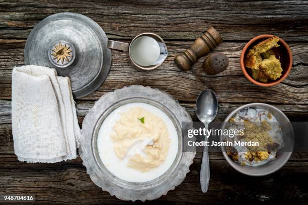 healthy breakfast - farinha de milho imagens e fotografias de stock