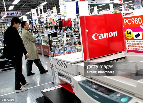 Copier Machine Display Copier Maker Photos and Premium High Res Pictures - Getty Images
