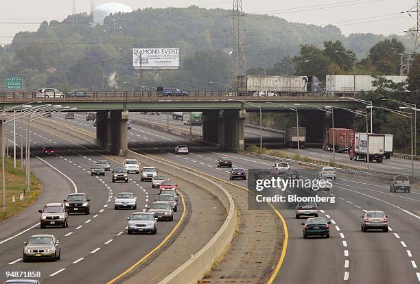 Traffic moves along the New Jersey Turnpike outside of Woodbridge, New Jersey, Wednesday, October 5, 2005. New Jersey, the state with the most...