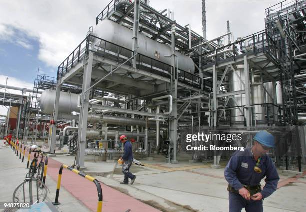 The New Zealand Refining Company Ltd.'s Marsden Point facility, the country's only oil refinery, is pictured Friday, September 30, 2005. The refinery...