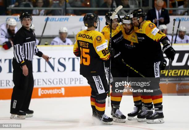 Matthias Plachta of Germany celebrate with his tea mmate the 5th goal during the Icehockey International Friendly match between Germany and France at...