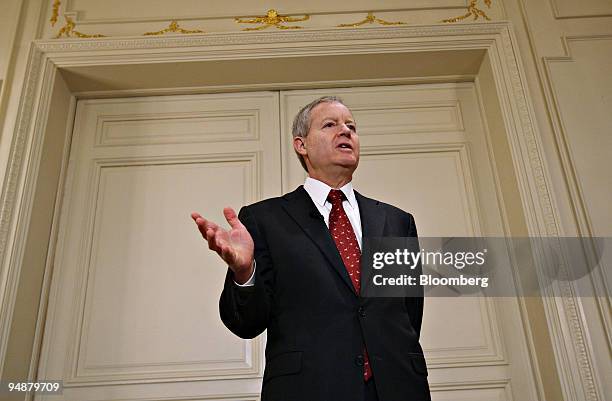 James Mulva, chief executive officer of ConocoPhillips, speaks during a news conference following an analyst meeting in New York, U.S., on Wednesday,...