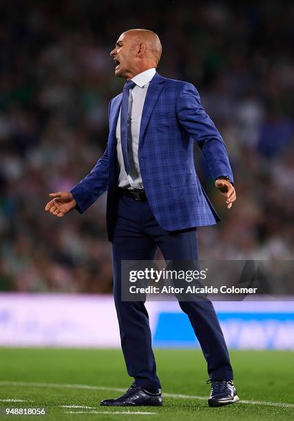 Head Coach of Union Deportiva Las Palmas Paco Jemez reacts during the La Liga match between Real Betis and Las Palmas at Estadio Benito Villamarin on...