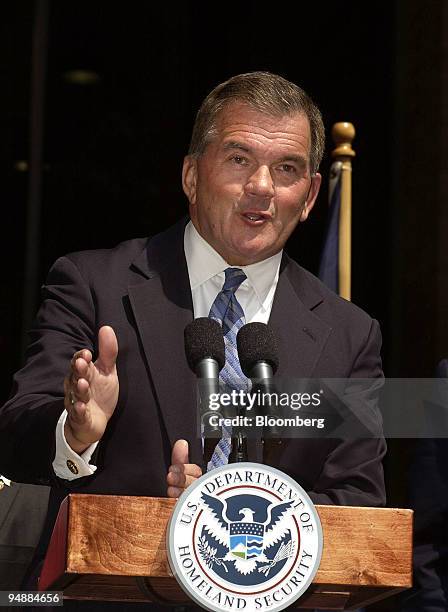 Hd Tom Ridge 515 Homeland Security Secretary Tom Ridge Speaks Stock Photos, High-Res ...