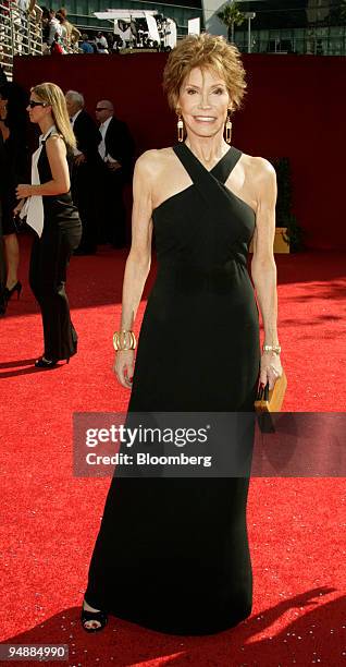 Actress Mary Tyler Moore arrives for the 60th Annual Emmy Awards at the Nokia Theatre in Los Angeles, California, U.S., on Sunday, Sept. 21, 2008....