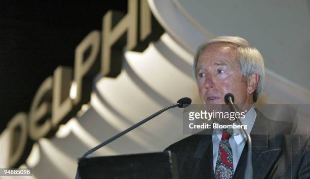 Delphi Corp. Chief executive J.T. Battenberg III speaks during a press conference at the Paris Motor Show in Paris, France Friday, September 24, 2004.