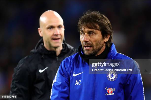 Chelsea manager Antonio Conte reacts to fourth official Anthony Taylorduring the Premier League match between Burnley and Chelsea at Turf Moor on...