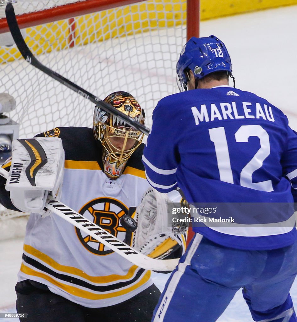 Toronto Maple Leafs VS Boston Bruins