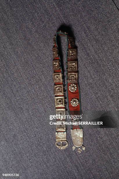 Ceinture lapone du musée de l'Argent d'Arjeplog, en juillet 1974, Suède.