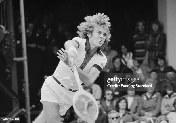 British tennis player John Lloyd in action, UK, 20th June 1977.