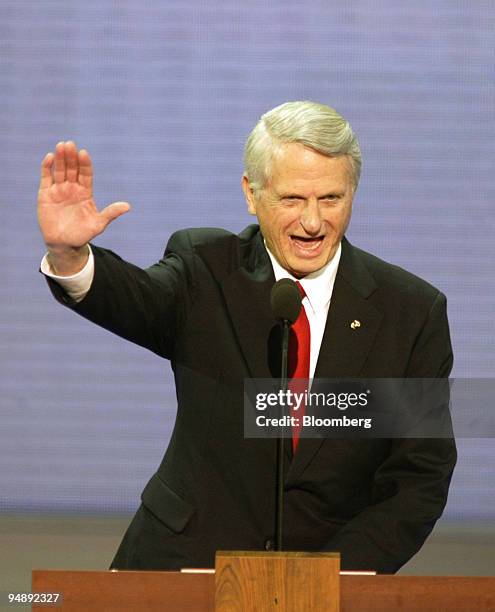 Senator Zell Miller speaks on the third day of the Republican National Convention in New York, September 1, 2004.