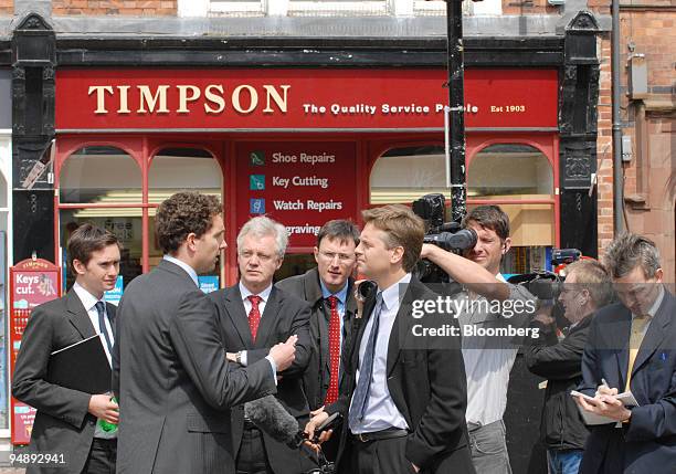 David Timpson 161 Edward Timpson Stock Photos, High-Res Pictures, and Images - Getty ...