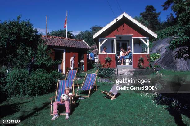 Maison de vacances à Drobak, dans le fojrd d'Oslo, en juillet 1985, Norvège.