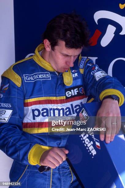 Le pilote automobile français Olivier Panis, lors de la première séance d'essais libres dans le cadre du Grand-Prix d'Argentine à Buenos Aires le 6...