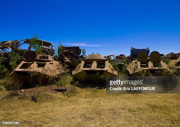 Cimetiere de tanks le 9 mai 2007 a Asmara, Erythree.