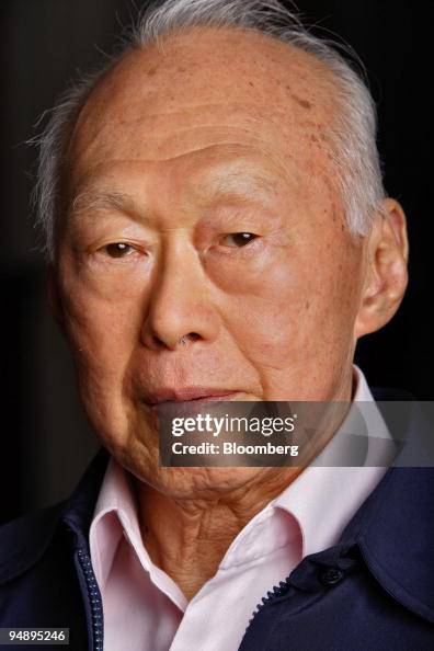 Singapore's Minister Mentor Lee Kuan Yew speaks to Bloomberg Singapore's Minister Mentor Lee Kuan Yew speaks to Bloomberg