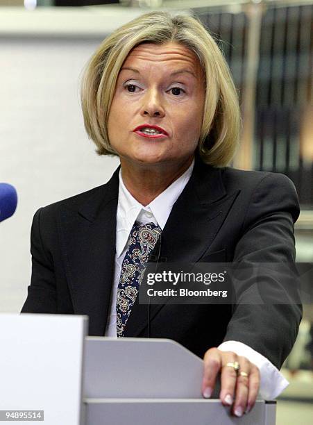 Jane Roche Intrepid Jane Roche Photos and Premium High Res Pictures - Getty Images