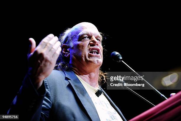 Jesse Ventura, former governor of Minnesota, speaks during Rally for the Republic, an event in support of Ron Paul, a Republican representative from...
