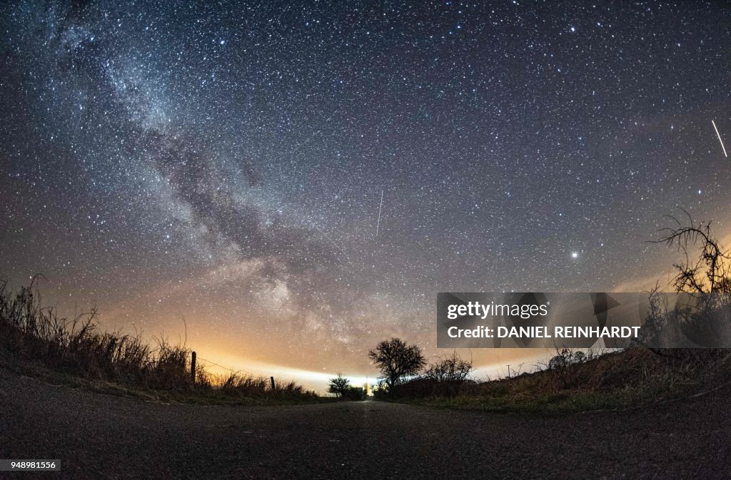 TOPSHOT-GERMANY-METEOR-SHOWER-LYRIDS