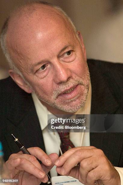 Meric Image 48 Bernard Meric Stock Photos, High-Res Pictures, and Images - Getty Images