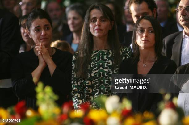 -Giuliana, Cristina and Lorenza Pavarotti attend their father's funeral- Funeral of italian tenor Luciano Pavarotti in Modena.