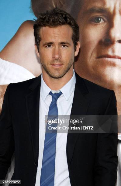 https://media.gettyimages.com/id/948999092/photo/westwood-usa-ryan-reynolds-at-the-los-angeles-premiere-of-the-change-up-held-at-the-regency.jpg?s=612x612&w=gi&k=20&c=JXG6545MpbNcq34nsulWhvIzeZPF7TmHSL1Gs_9fGnw=