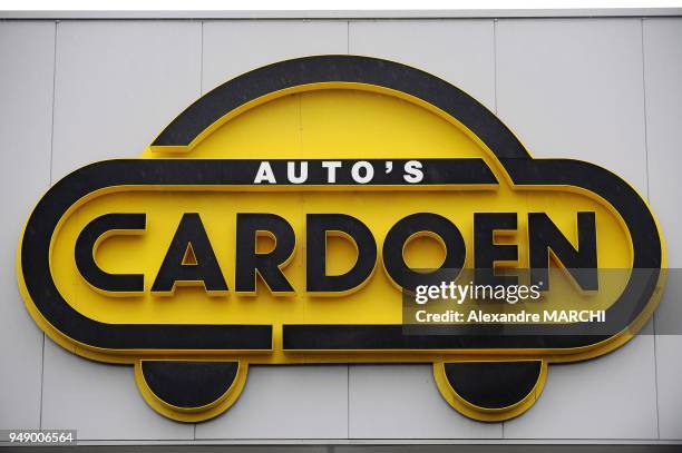 The automobile retailer multimarks Belgian Cardoen, takes the contrary of the market by proposing to his prospective customers avid to buy a new car...