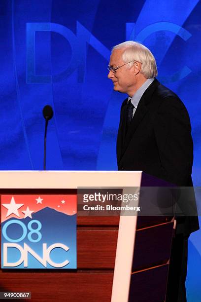 Jim Leach, a former Republican representative from Iowa, walks to the podium to speak during day one of the 2008 Democratic National Convention in...