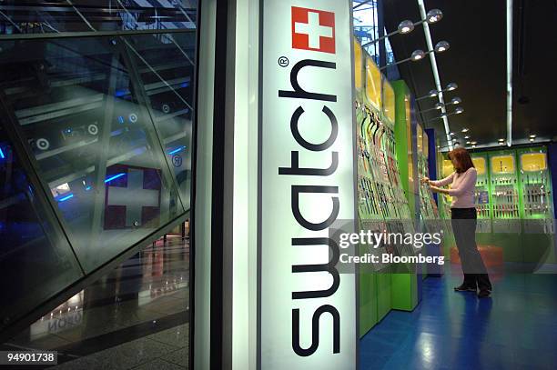 613 Swatch Watch Group Stock Photos High Res Pictures And Images 613-swatch-watch-group-stock-photos-high-res-pictures-and-images
