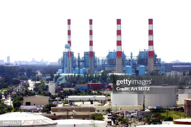 Fort Lauderdale/Port Everglades, Florida. Florida Power and Light Plant/Petrolium Tank Farm. 140 Florida National Guard Soldiers will be based at the...