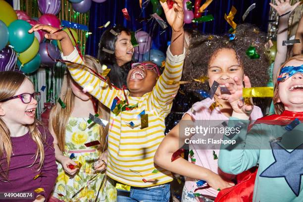 group of friends at a party - children birthday party foto e immagini stock