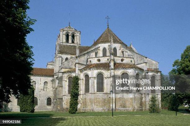 The chevet of the Basilica of Saint Marie Madeleine in Vezelay , of Roman design and on UNESCO's World Heritage List. Yonne: le chevet de la...