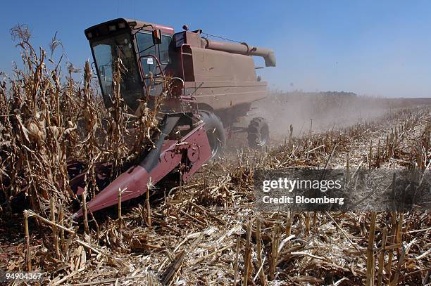 Harvester collects the maize harvest at the Elandsfontein farm near Bronkhorstspruit, Gauteng Province, South Africa, Wednesday, July 27, 2005.