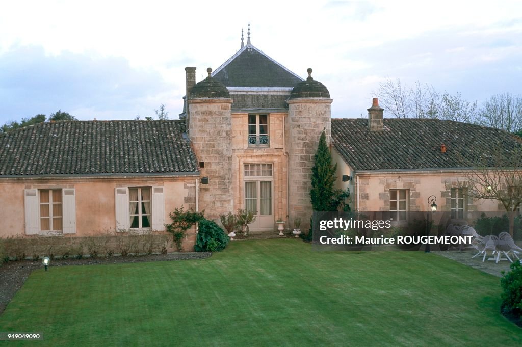 PAUILLAC, CHATEAU CORDEILLAN BAGES
